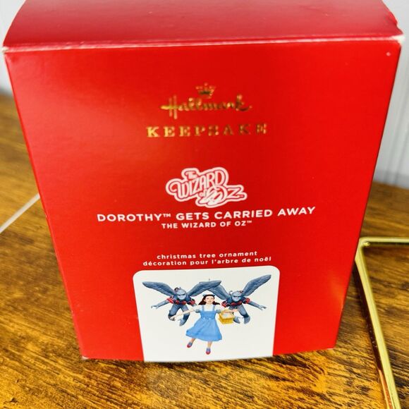 2020 Hallmark Keepsake Ornament Dorothy Gets Carried Away Flying Monkeys EUC - Picture 12 of 12